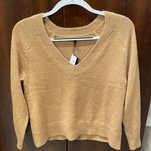 New with Tag Banana Republic Golden Brown Light Sweater